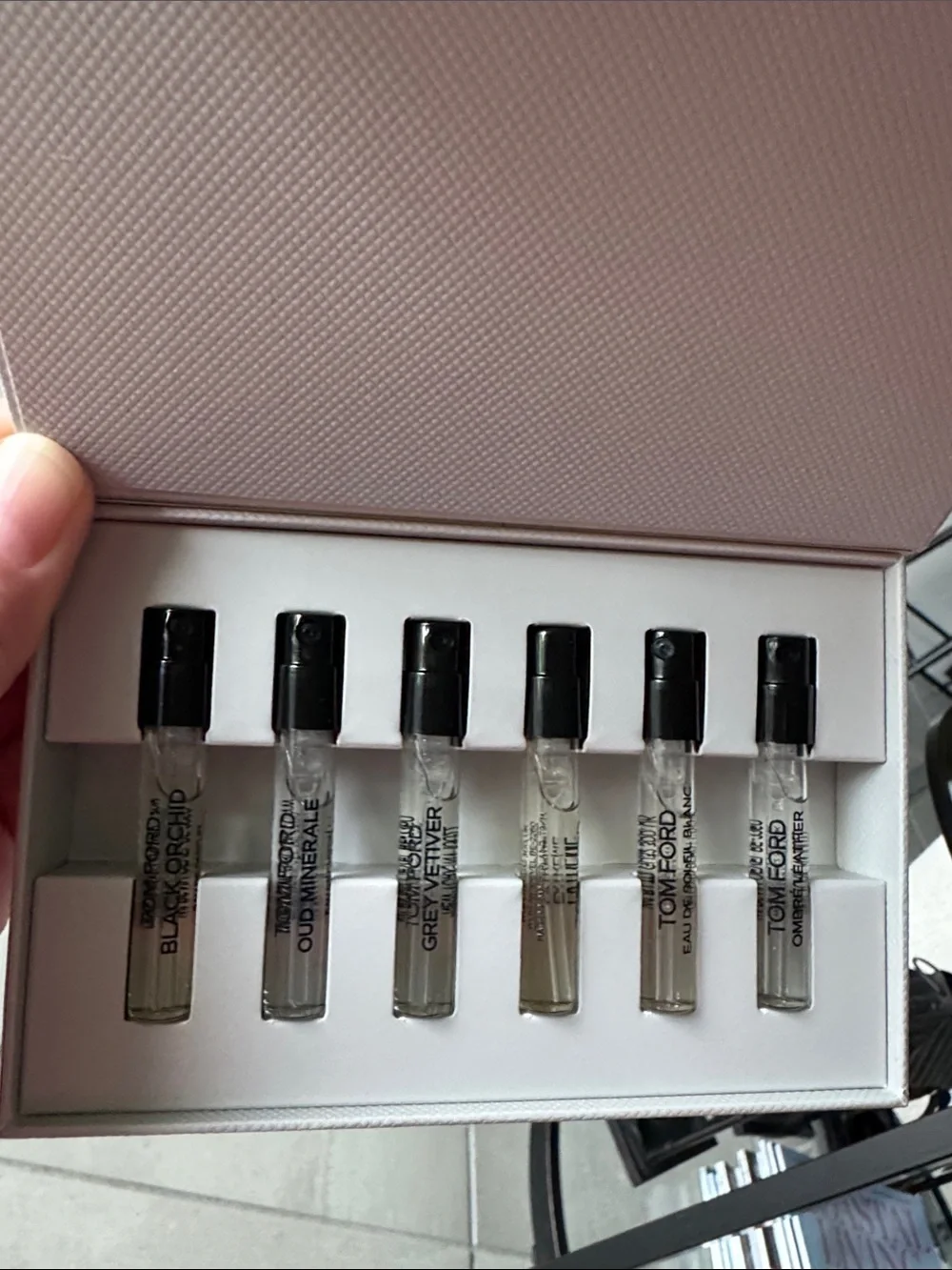 Tom Ford Signature Mini Discovery Fragrance Sampler NWT